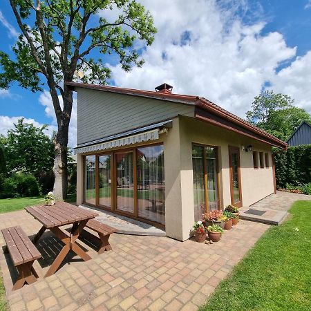 Saules Street Home Kuldiga Exterior photo